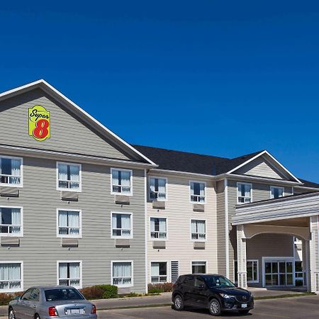 Super 8 by Wyndham Midland Hotel Bagian luar foto